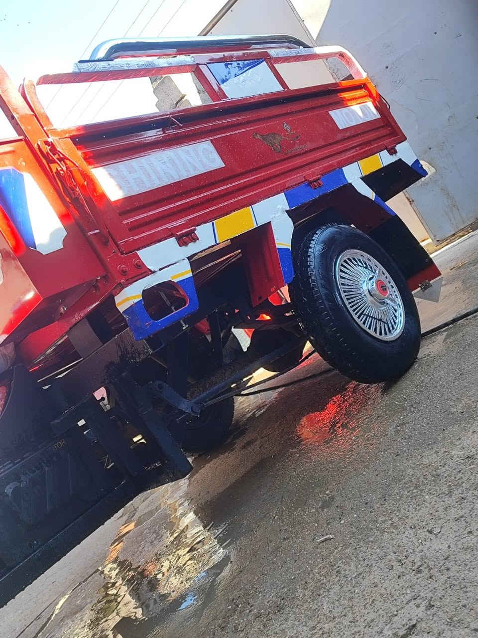 السلام عليكم ستوته البيع جمره موديل 14 وراق صولي مكينه 24مصبوقه جماليه السعر مليون 800 وخمسين  العلوان ميسان حي الرسول***********.،،، ***********
