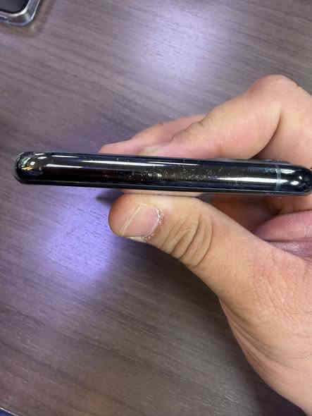 تلفوني للبيع 11 بروماكس ذاكرة 256 زيتوني
نسخة الشرق الاوسط نظيف جداً غير مفتوح شغال 

بلادي والصور توضح وضعه ماخذه جديد من ماستر في وقتها 

مكاني بغداد 

*********** 

اتصال عادي او واتساب : غير متواجد فيسبوك
