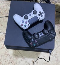 بلي فور سلم للبيع اونلاين مع حساب بي العاب مع جوستكات اثنين جهاز نضيف ...