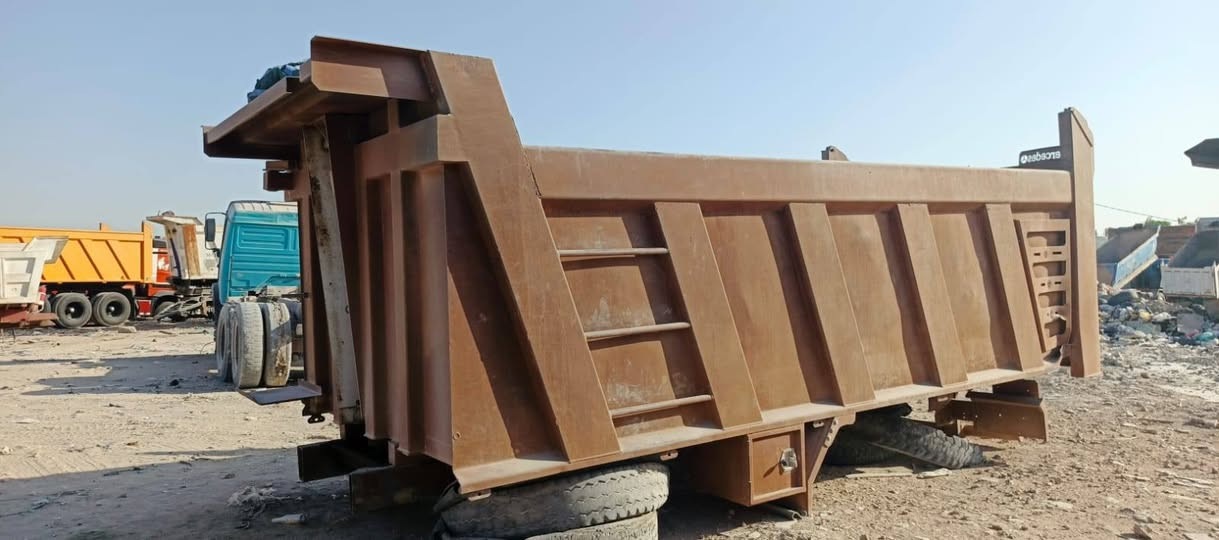 بدي للبيع المانيا جديد سعر55  طول  5 متر 60 *********** .
