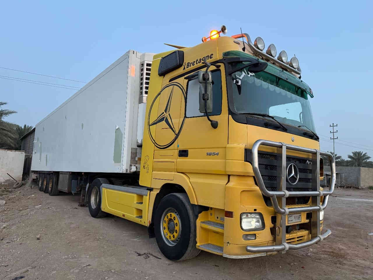 اكتروز 2004فول سياحي حجم المكينه 8سلندر 1854رقم بغداد صدامي مربوطه براد اشمتز اس ال 400السعر 4دفاتر وبيها مجال مكاني واسط الصويره ‏***********‏
