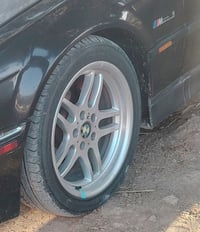 اريد مراوس بهاذه الويل تخم كامل وتايراته جدد 07805966920