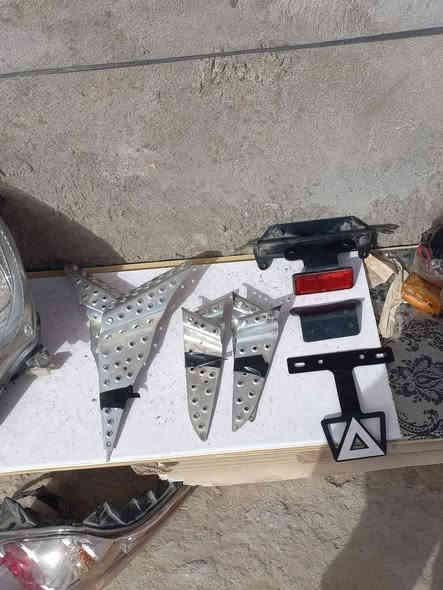 السلام عليكم غراض دراجات للبيع كلمن وسعره غير متواجد على لفيس تلفون ***********
