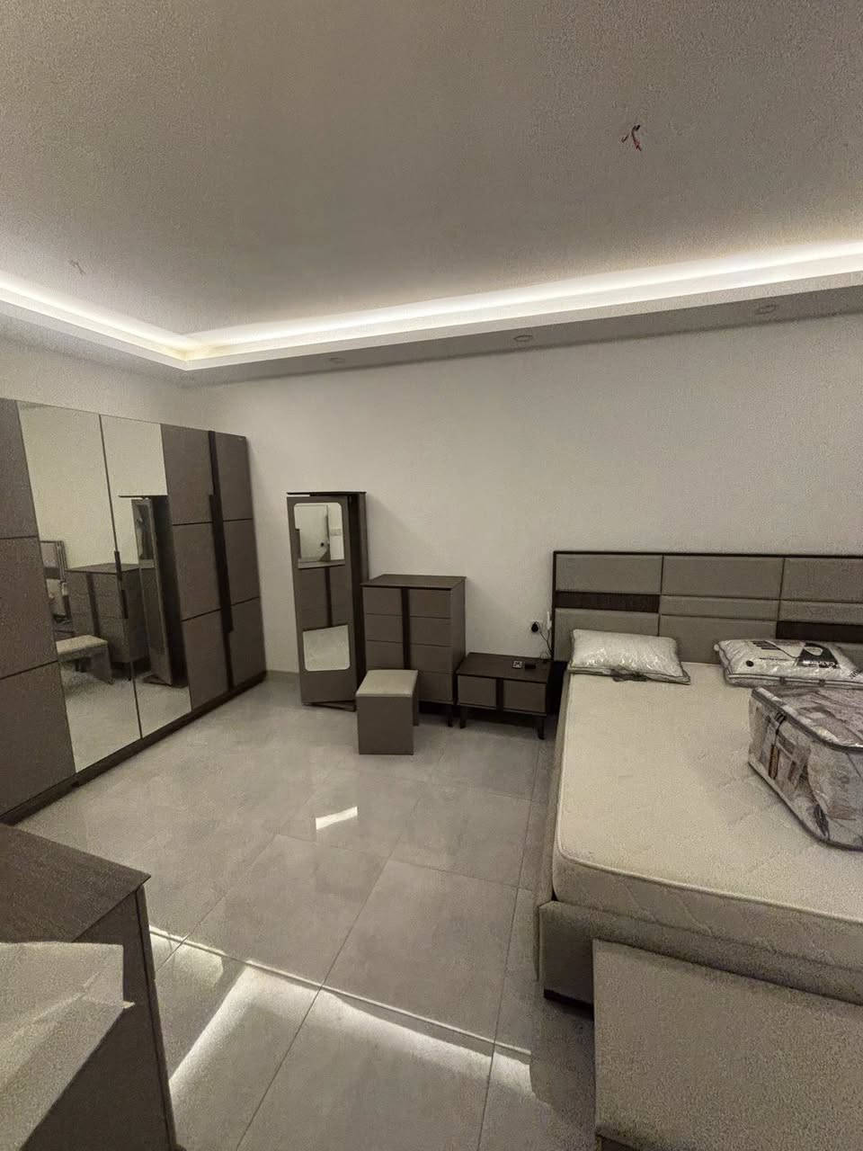 شقة للبيع مجمع النسيم
مساحة 140
مؤثثة جاهزة للسكن
عمارة A1 طابق 11
اطلالة بوليفارد
السعر 335
واتساب ***********
