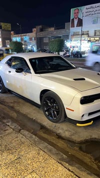 حايب جالنجر 2022 للبيع سياره 6 سلندر ماشيه 50الف كيلو فول مواصفات ماعد...