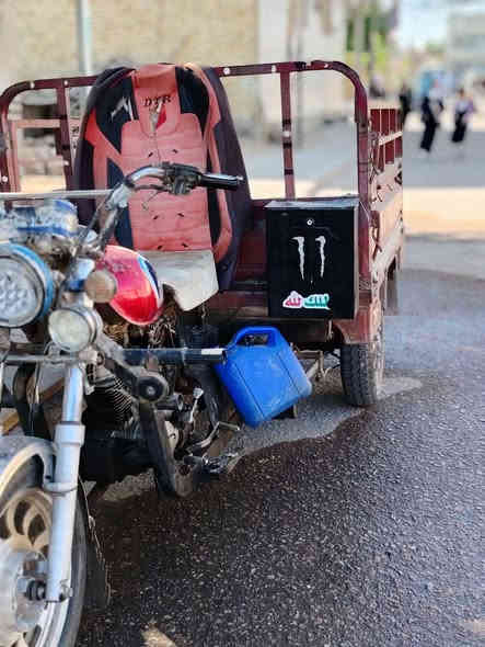 جمره موديل2016 رقم و سنويه  باب وره موجود محرك امتير  ***********بي واستاب سعر750
