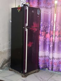 ثلاجه • للبيع