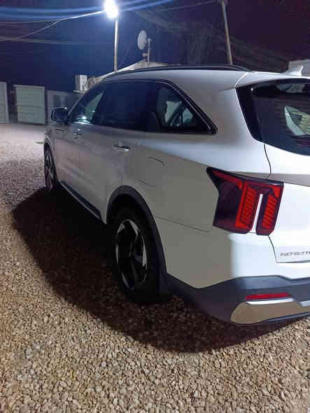 سورنتو موديل 2024 بلا صبغ بلا تبديل بارد قليل بل جاملغ الامامي سعر 298 
***********
