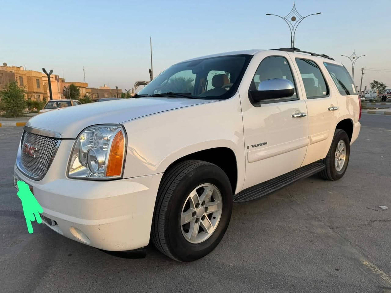 السلام عليكم
جمسي يوگن موديل 2009 .
سيارة خليجية كفالة بدون اي تبديل او حادث .. فقط بارد جداً بسيط والسونار موجود .
المكينة والگير مكفولات وشرط الفحص.
السيارة حداديتها جديدة قبل أيام شديتها وتبريدها كلش جيد. 
رقمها بصرة مميز اربع ارقام بيهن تكرار .
السيارة عليهه إضافات ستتم صوت كلش عالي واصلي ب ٦٠٠ $
وعوازل بيبان بيهه كل باب ب 100 $ .
شاشة اندرويد وتحكم وكاميرا خلفية .
تخم تاير جديد ..
وكاملة من كل شيء ...
مكان السيارة بالناصرية . ***********
***********
