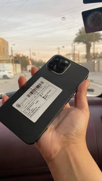 📱 للبيع: iPhone 13 Pro Max (نظافة ممتازة) المواصفات الأساسية: • المودي...