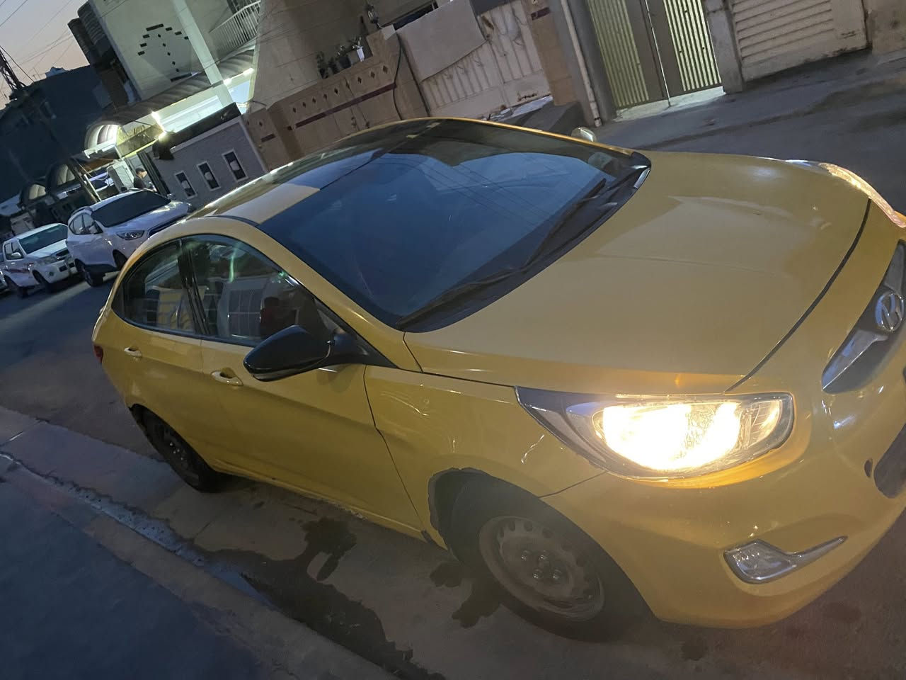 السلام عليكم
اكسنت 2015 خليجي مكينة دوش1600

رقم بغداد

حادثهة ربع قبغ الجنطة مسحوب نفسة(مأشرة بالصور)

جاملغات امامية مبدلات ثنينهن والاصليات موجودات عندي يحتاجن تعديل الاصليات.

شبر بالدوسة عكس السايق مصلحة.

تبريد ثلج (منضومة جديدة)

صدر جديد امامي خلفي.

لا تبخير ولا تنقيص 

السعر78$

مكان السيارة بغداد-الغزالية

السيارة ب اسمي تحويل ثاني يوم

***********
