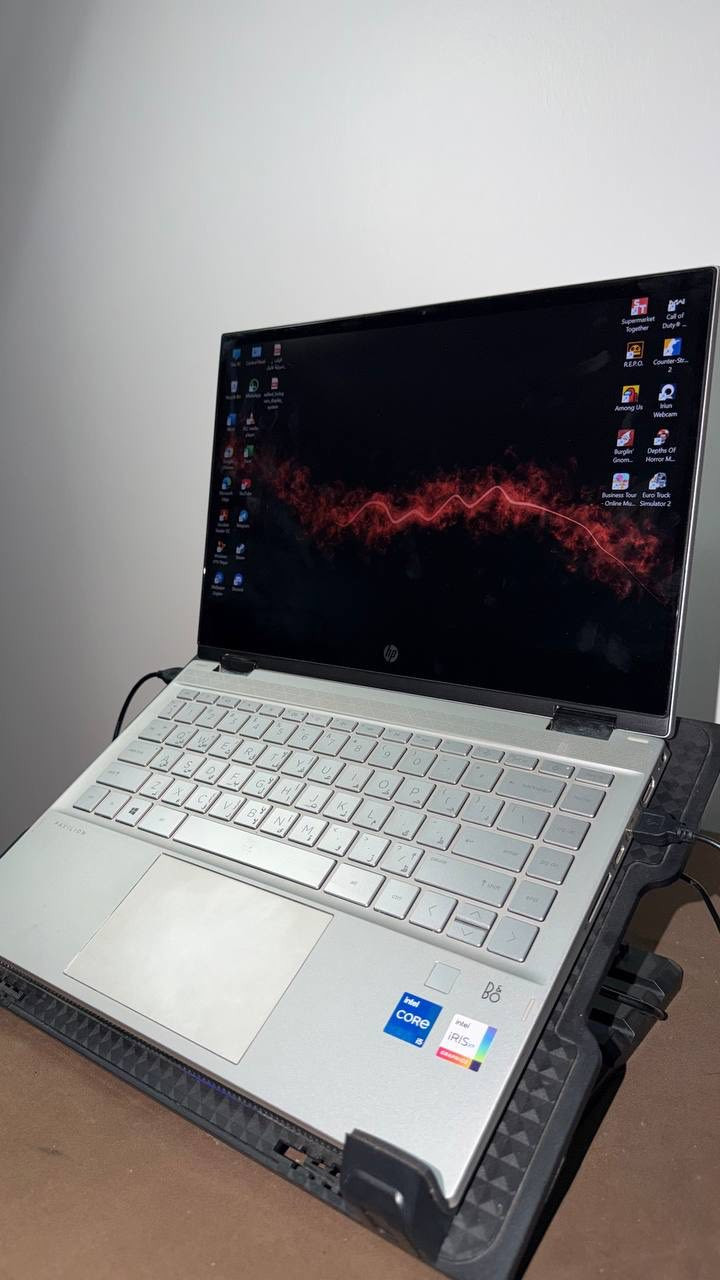 ⭕️لابتوب HP ⭕️

للبيع: لابتوب HP بمواصفات ممتازة جداً وحديثة (جيل 11) بحالة نظيفة جداً
اللابتوب سريعة جداً وممتازة للشغل الهندسي، البرمجة، الدراسة، والتصفح السريع بسبب مواصفاتها العالية:
• المعالج (CPU): Intel Core i5 (الجيل الحادي عشر 
‏I5-1135G7) - أداء قوي وحديث.
• الرام (RAM): 16 جيجابايت سرعتها 3200 Mt/s (سلاسة عالية بالفتح والتنقل بين البرامج).
• الهارد (Storage): 1 تيرابايت (1000 جيجا) من نوع M.2 NVMe السريع جداً بالإقلاع ونقل البيانات.
• كرت الشاشة:  Intel Iris Xe Graphics بذاكرة 8 كيكا بايت (ممتاز للمونتاج الخفيف، الشغل الهندسي، والألعاب الخفيفة).
•نظافة الجهاز : 85‎%‎ واضح بلصور.
• ⁠+ ال لابتوب لمس تكدر تسويها تابلت
• ⁠بلضافه الى بصمه اصبع 
• الملاحظات: البطارية أداءها شوية تعبان (يعني تحتاج تبديل إذا تريد تستخدمها برة البيت لفترات طويلة).
💰 السعر المطلوب 600 الف دينار عراقي بيها مجال بسيط
الموقع : بغداد الامين
للتواصل : على الواتساب ***********
