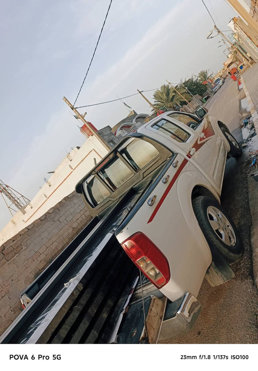 سلام عليكم 
نيفاره للبيع 2012
كير عادي سعر 90 وبيه مجال 
باقي تفاصيل عله هذا رقم 
***********
