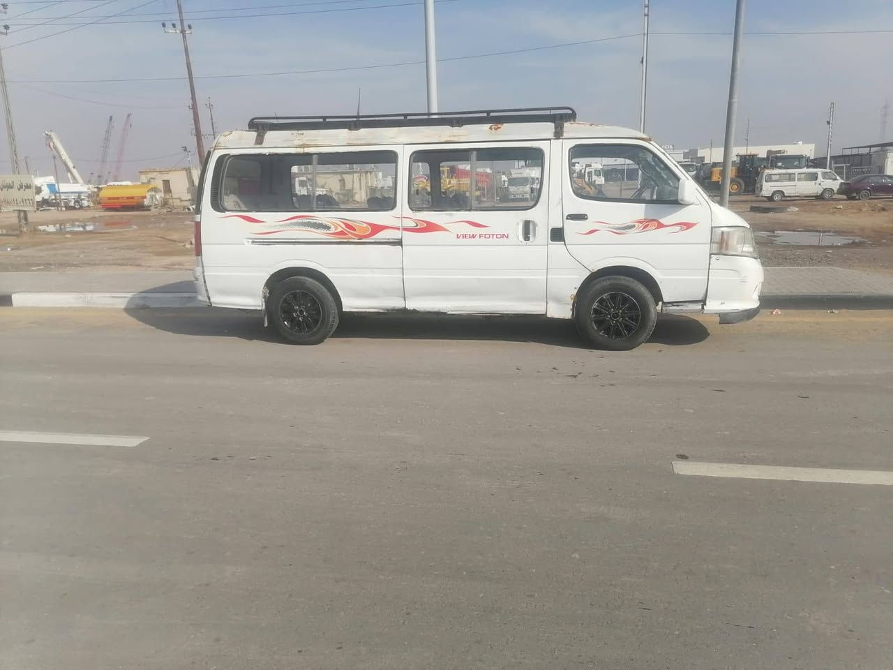 مكلف بل نشر سلام عليكم فتون ٢٠٠٩ مكينه ونجي ٦  وكير جدد ستوني شادهن رقم احمر شرط تحويل  شواصي كفاله تخم تاير  شواصي كفاله  مكاني البصره الزبير  سعر ٢٠ بيه مجال  الهاتف ***********
