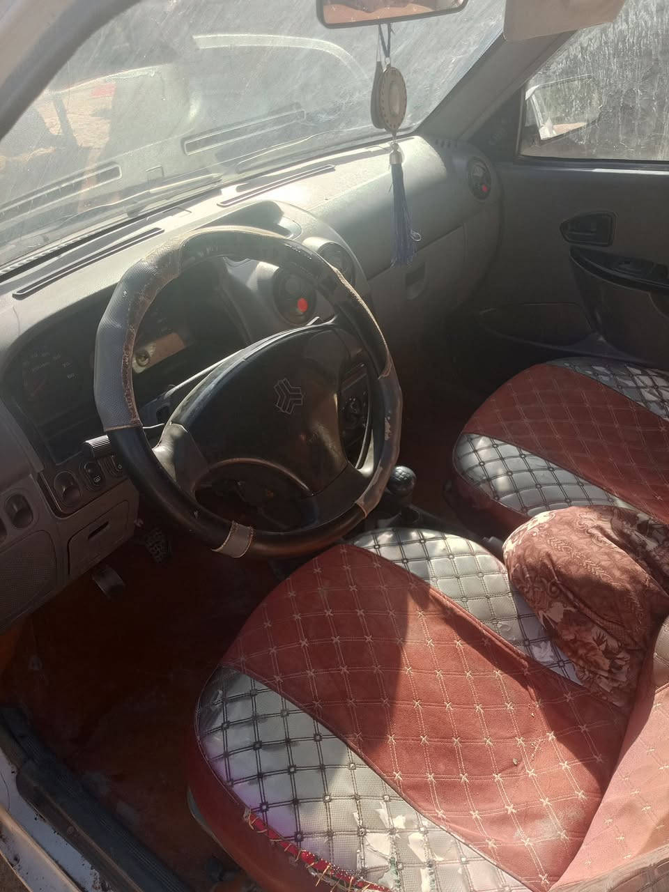 السلام عليكم سيبا 12لبيع المكينه بيه تبخير بس الصبح من اشغل وبعدين يروح والكير البك يفلت مرات حداديه زينه رقم واصط السنويه نافذه السعر 25وبيه مجال السياره عليه غرامه 700ينخصم من السعر مكان السياره نجف فضاء المناذره ***********
