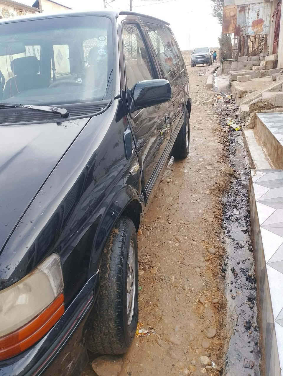 كلايزر للبيع موديل ٩١رقم كركوك صاحبها بالموصل سنويه منتهيه ٢٣ محرك وكير شرط السعر ٣٥وبيها مجال رقم الهاتف ***********
