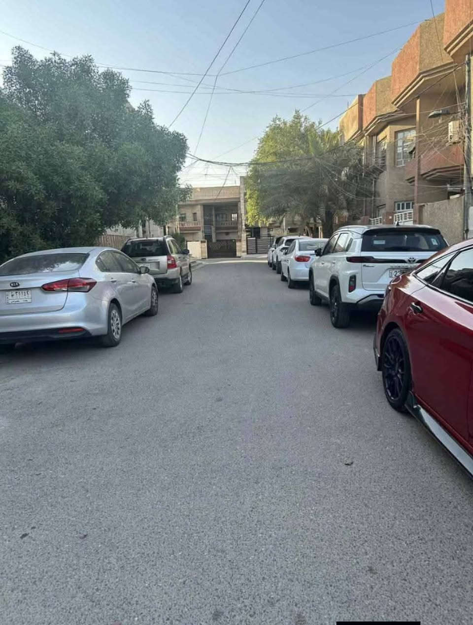 دار البيع في منطقة السيدية شارع العلوة شارع 15
قرب اسواق الواحة  قريب على الخط السريع
خلف شركة ومعرض سردار للسيارات
الشارع عريض ( طبكة لسيارتين )
البيت مقابله حديقه تشجير
المساحة ٤٥ بالسند واقع حال 50
للاستفسار
📌📌 ( على الخاص فقط او الاتصال على الرقم  )
📌📌واتساب  ***********
