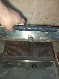 متاح كابسه صاج الوزن الثقيل نقصها بس صونده ع الفحص شغاله سعرها 45 مكان...