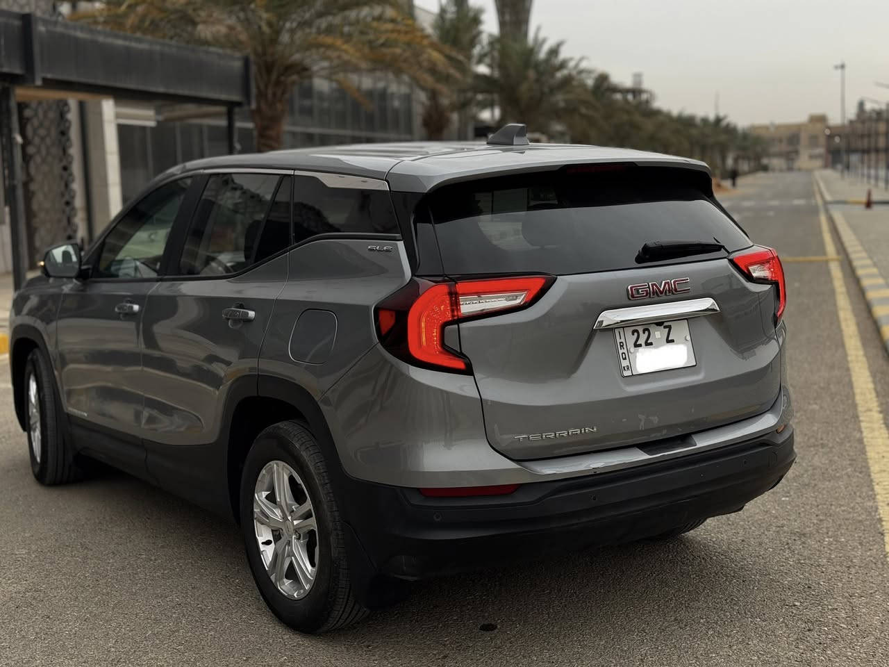 جمسي تيران للبيع – SEL
دخول جديد / رقم أربيل / تحويل مباشر
موديل 2024 – ماشي 17ألف
حادثة باب السايق مبدل أصلي + إضافة بارد بخشم البنيد والجنطة (PDR)
السيارة بحالة الوكالة شرط الجديد
مي – راديتر – تبريد – مراوح كلهن شركة
فقط بيع بدون مراوس
للاستفسار واتساب/اتصال: ‭
‭0786 966 9992
