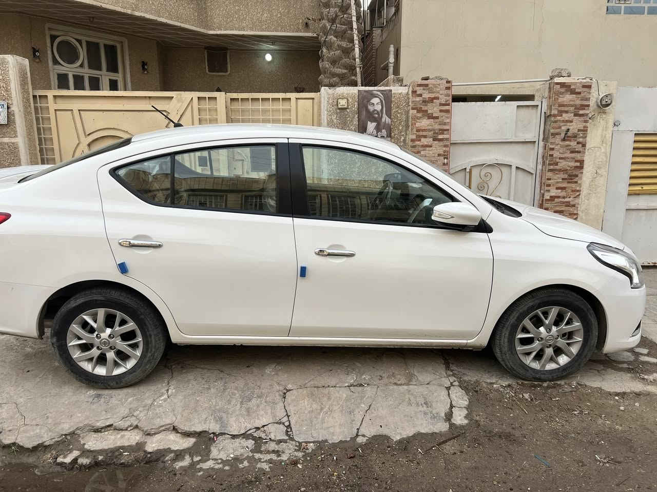 سلام عليكم نيسان سني لبيع موديل 2024 ماشيه18 الف السعر 125لاستفسار ***********
