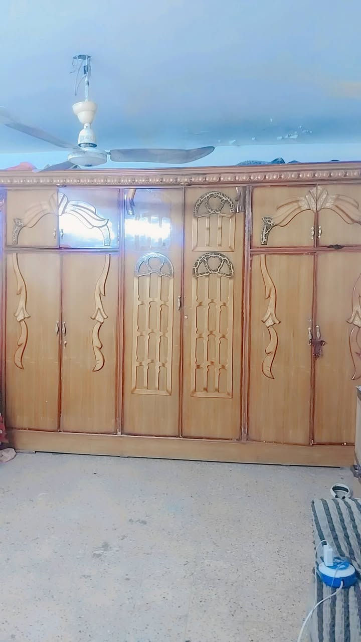للبيع بغداد الجزائر للتواصل ***********
