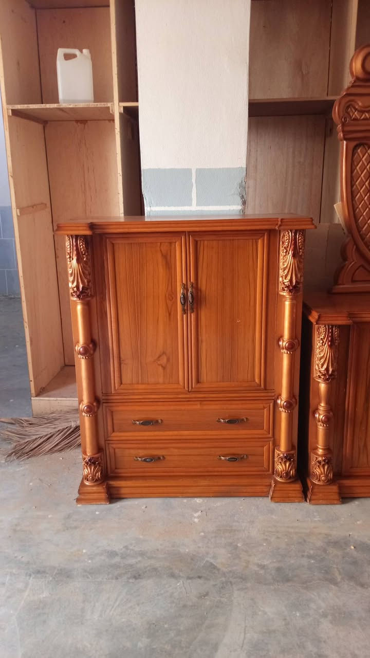 السلام عليكم اخوان توجد غرفه توج حطاطه زان مصري السعر مليون 450وبيه مجال الاستفسار عن الرقم ***********
