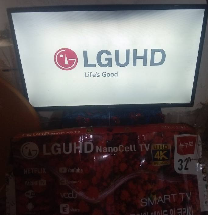 السلام عليكم مره خص الادمن 
بلازمه ايل جي جديده مستخدمه سبوع 
البيع قياس 32 شاشه مرته وضاحه تخبل 
ام النت البيع اليحب يتواصل عل، قم *********** واتساب  السعر 175 بيه مجال
