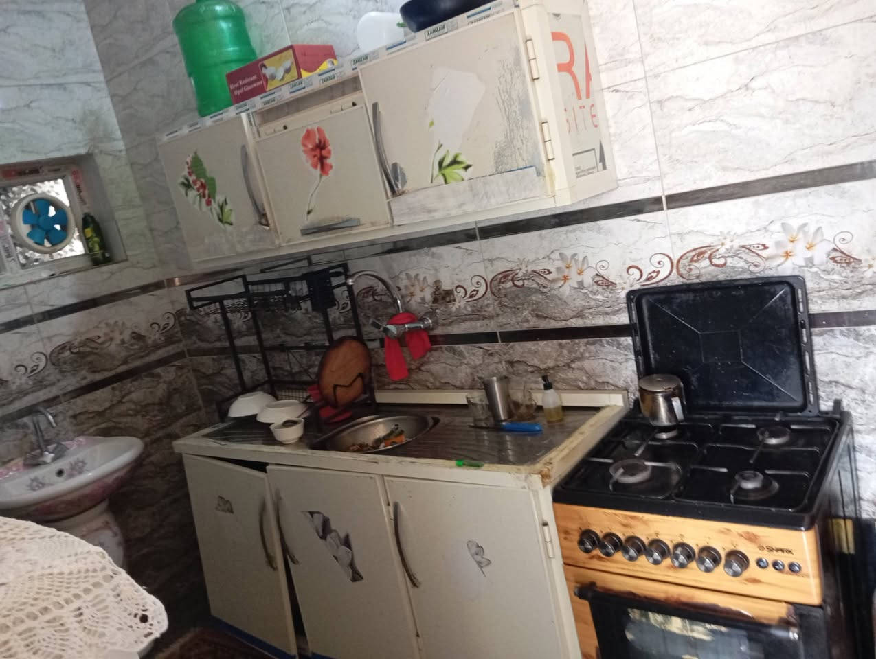 السلام عليكم كوانتر وطباخ وتخم 8مقاعد اريدهن مرواس بتلفون زين مكاني بغداد الكرخ


**إذا كنت صاحب هذا الإعلان وتريد حذفه لأي سبب، رجاءا أرسل رسالة إلى الدعم الفني**