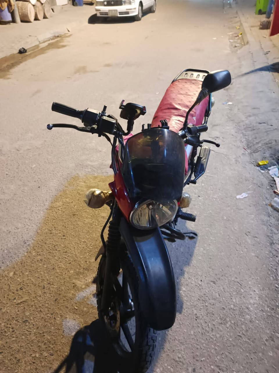 السلام عليكم شباب دراجه بوكسر لبيع رقم وسنويه لوحات نكليزي مديل 23 دراجه مكفوله كفاله
عامه من كلشي  مستعجل عله بيعته كلش مكاني بصره نتصل وتدلل ***********
