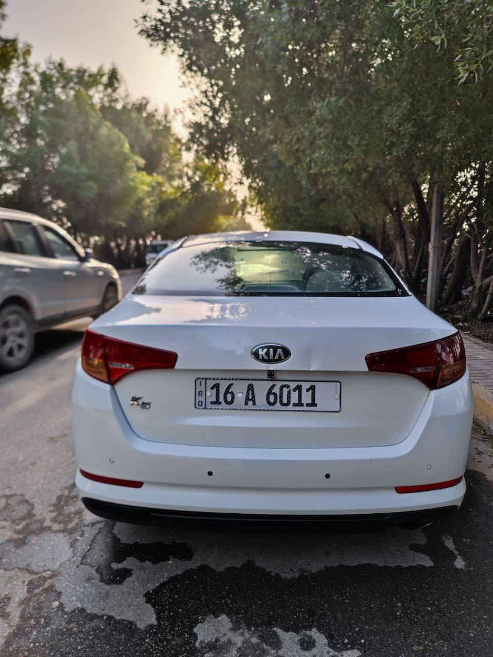 اوبتيما 2011 خليجي
بيها 4 قطع صبغ بس دون دواخل نص فول سيارة ب اسمي وسيارة جاهزة  
مكانها النجف  سعر ٩٣ بيها مجال  
***********
