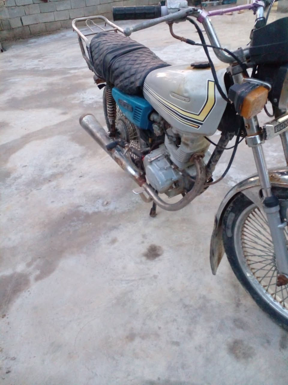 دراجه اربعه كير كلك البيع السعر ٢٠٠ العنوان واسط النعمانيه الستفسار على ***********
