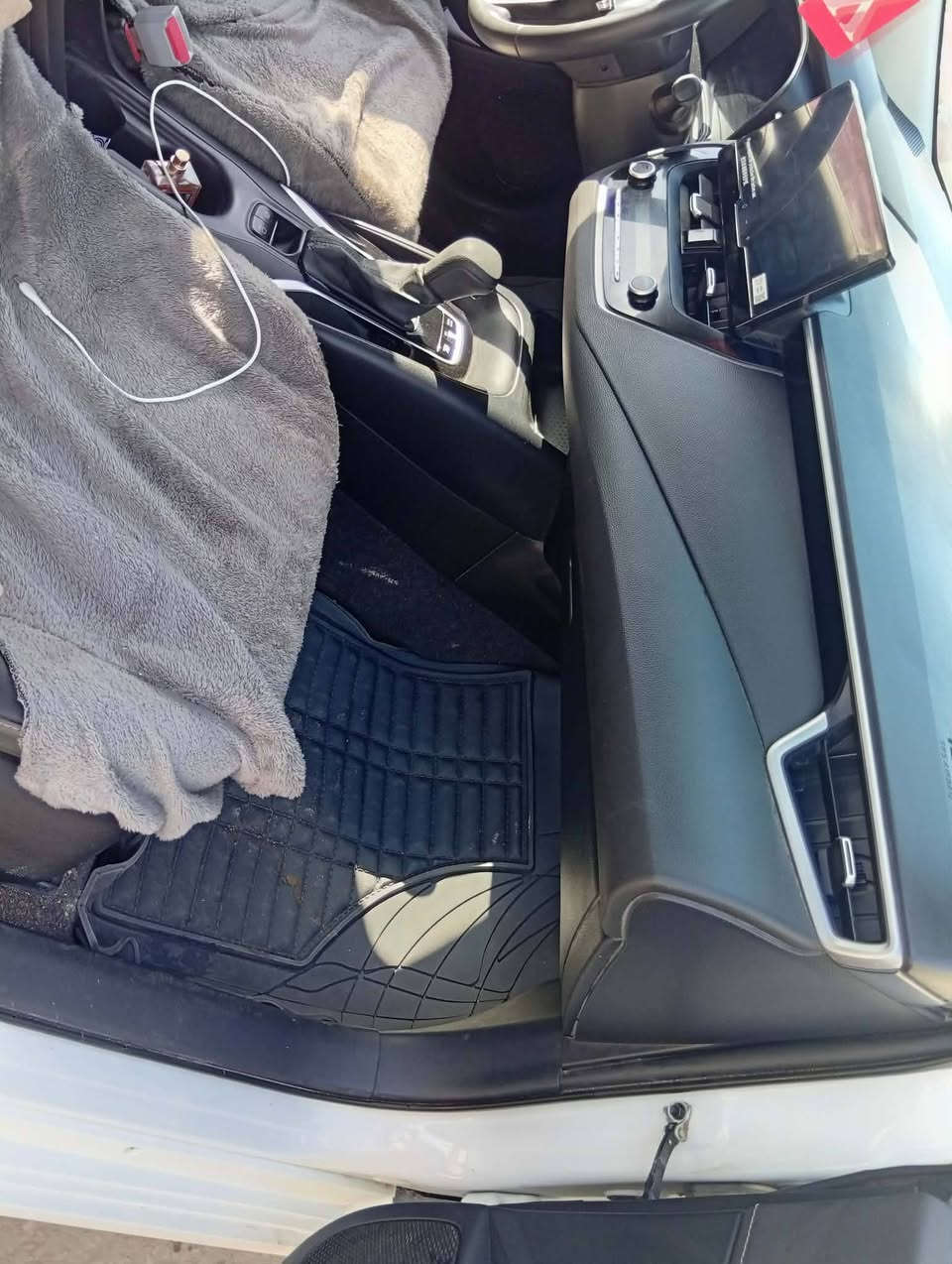 السلام عليكم ورحمة الله وبركاته
كورلا الشكل الخليجي الوارد الصيني موديل ٢٠٢٥ ماشيه ١٨ الف كم بغداد مكفوله حتى من الزلخ بسمي حره حره  تحويل مباشر مكاني الديوانيه حي الفرات ***********
