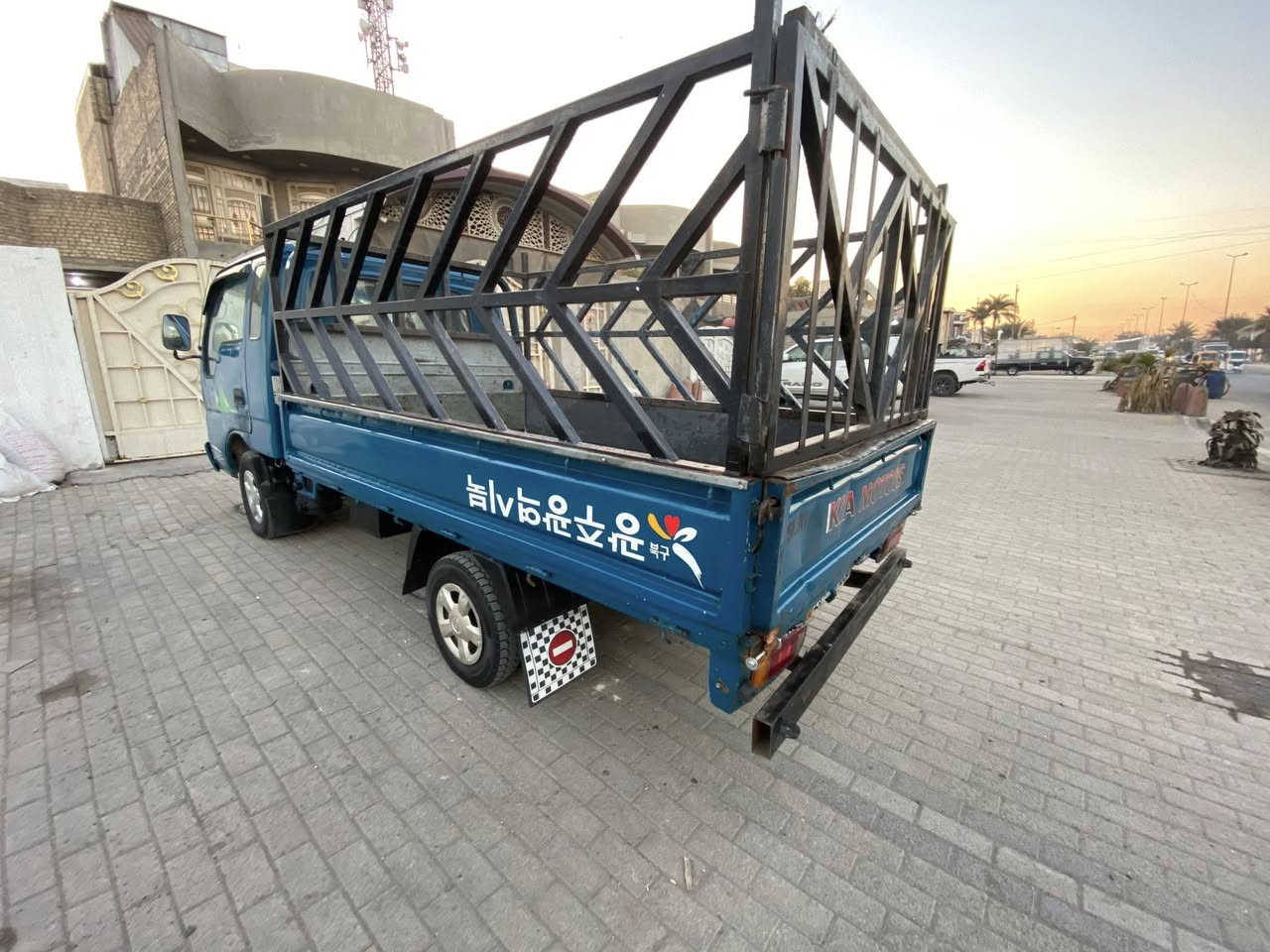 سلام عليكم فونتيرا موديل 1999 رقم ديالى انكليزي سنويه لل2030 شرط تحويل سياره نضيفه وحلوه 

مكاني بغداد مدينه الصدر الاورفلي

السعر ب53 

***********

وتساب فقط ***********
