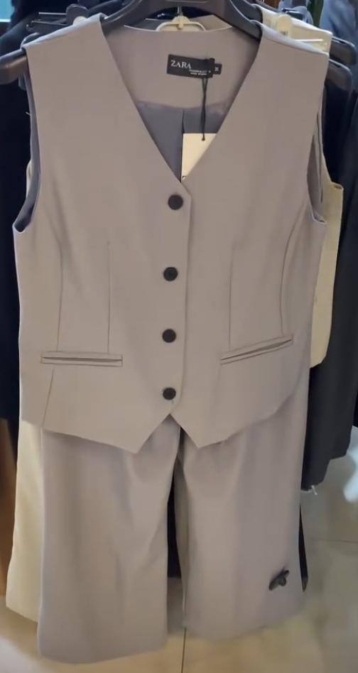 للبيع قياس 38


**إذا كنت صاحب هذا الإعلان وتريد حذفه لأي سبب، رجاءا أرسل رسالة إلى الدعم الفني**