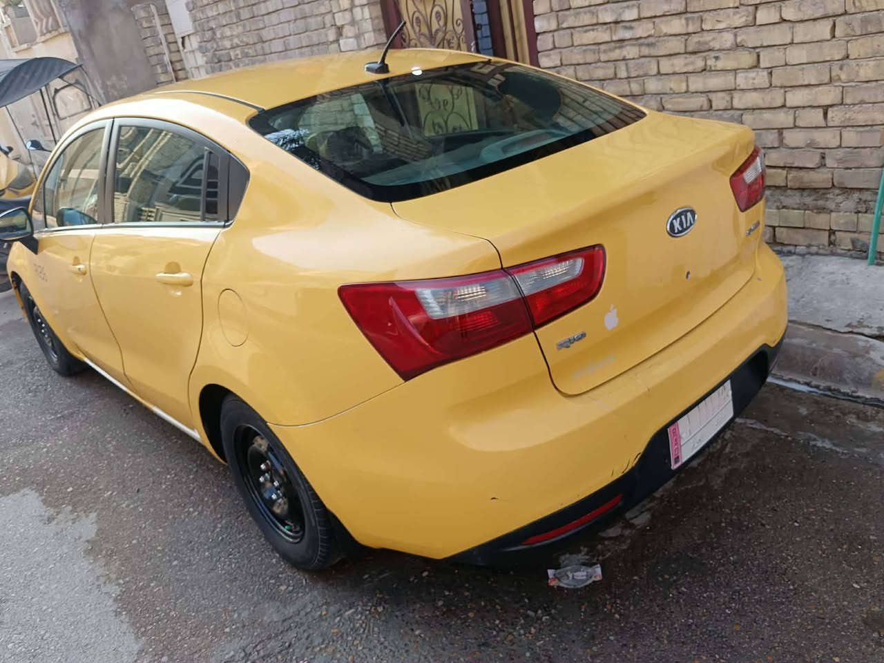 السلام عليكم
 كيا ريو للبيع ٢٠١٣ وارد
المكان الشعب - مكلف بالنشر 
للاستفسار الاتصال على الرقم  ***********
