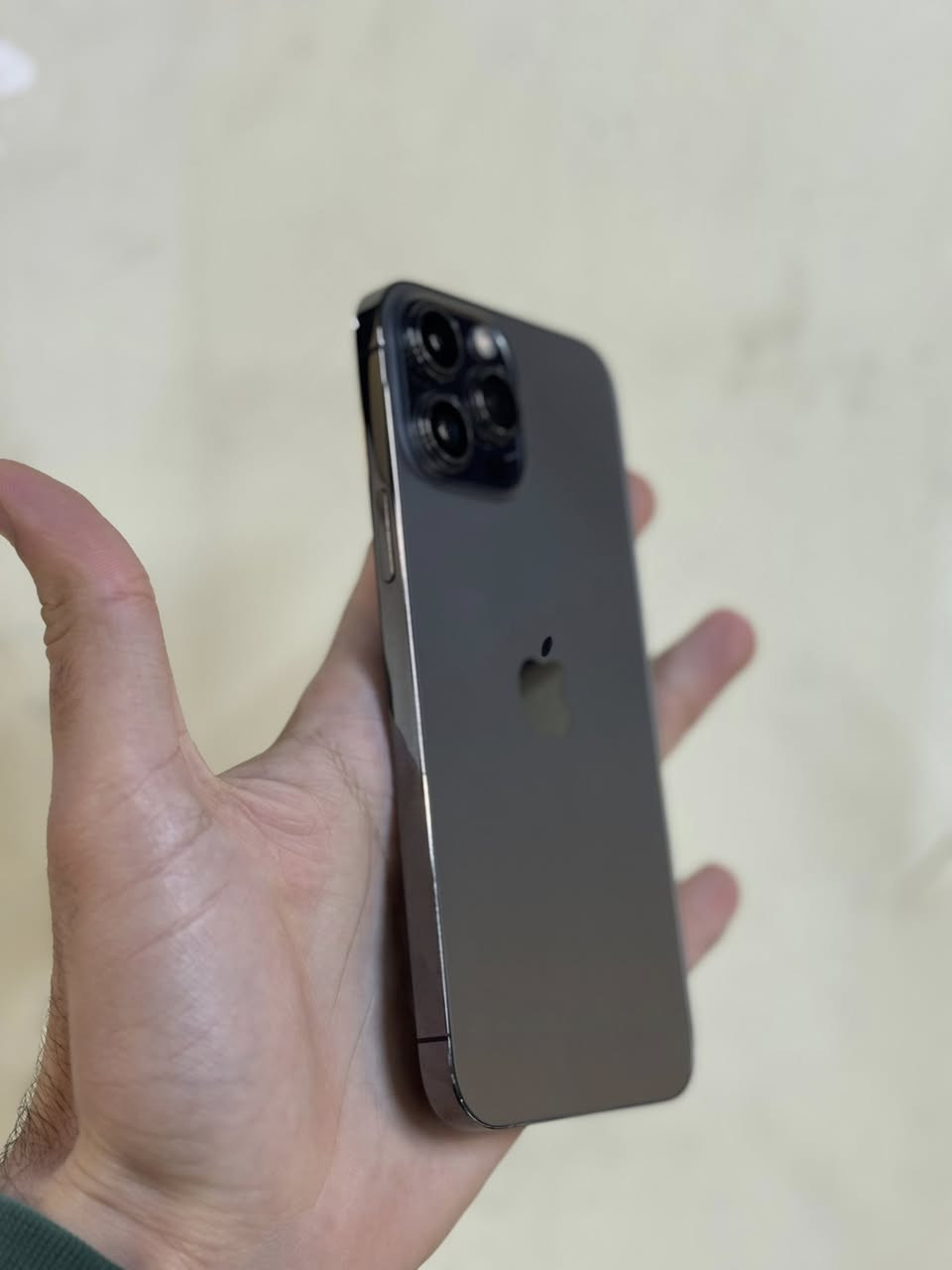 بيع مستعجل 🔥🔥
ايفون 13 برو ماكس 
ذاكرة 256 
بطارية 95 
دبل سيمكرت 
نموذج M/ch
نضافة الجهاز فول ✨
ضمان بالجهاز شهر 
سعر 640🔥🔥
***********
***********
