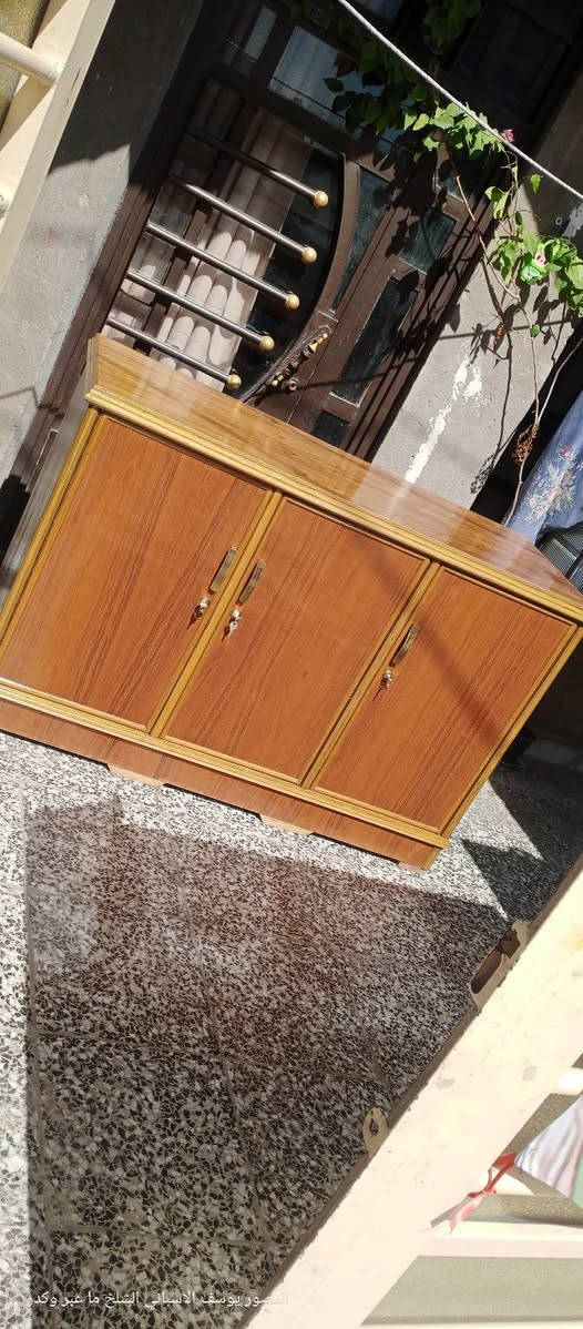 بوفيه متر ونص تسكام درجة اولى صاج مكان بغداد الأمين الثانيه ***********
