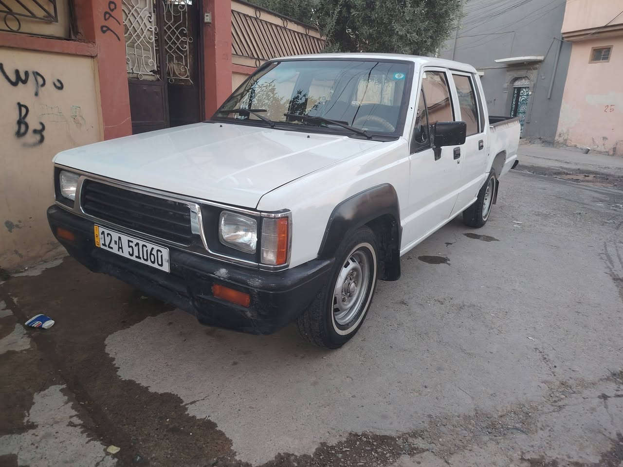 بيكم مستبوشي كير محرك تيوتى رقم انكليزي شاصي شرط مابيها كوبون صبغ عام شرطالوكاله وتحويل سعر 45)
***********
