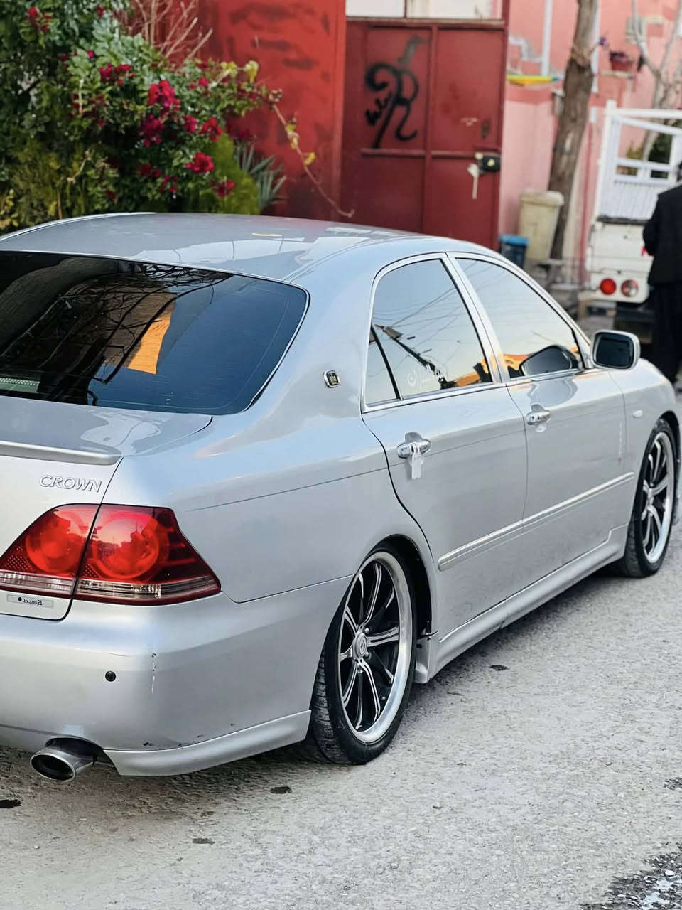 به ناوي خواي گه وره شاهينه 184 براوه براوه فول فوله 3 دو گمه  به س سلايت نيه جلد هيتر حاسه سوكان ليكزز ناو ره ش فورميگا سور كوشن كاره با كوشن خزن سوكان خزنن فول فوله بيه چالو شوختت زور به قه وه ته 4 تايي لوكي له ژيره گئرو مه كينه به شه رتت بيه ته قه و ره قه هين ده ستي خومه سعري 54$ و معامه له ماله كه دياره شوين سليماني *********** ده ستت خوش ئه دمين
