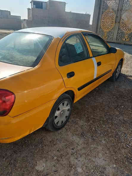 سلام عليكم للبيع فقط سني ياباني مؤسسه ابلادي 2011رقم بغداد الماني مشروع وطني سنويه جديده تحويل مباشر مصفره هيئه وغرامات سياره جاهزه مكينه 1600قبق اسود محرك وگير مكفولات صدر امامي وخلفي جديد كهربائيات كلهه شغاله ماشيه 180km بيهه 3قطع صبغ غرفتهه حلوه مكان الرمادي السعر 75 وبيهه مجال الشراي فقط يتصل رقم الهاتف ***********
