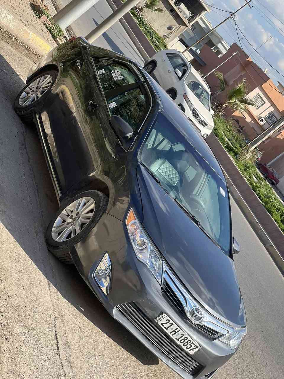 كامري للبيع موديل 2012كندي
جامربغ وبونيد مبدل بيه بدون دواخل 

تخم تاير جديد سياره بدون نقص 

رقم سليمانيه بطاقه بانزين بيه 

لون نفطي استفسار اتصال ***********
