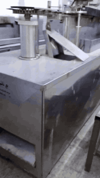 السلام عليكم مكينة مال فريز للبيع
***********
