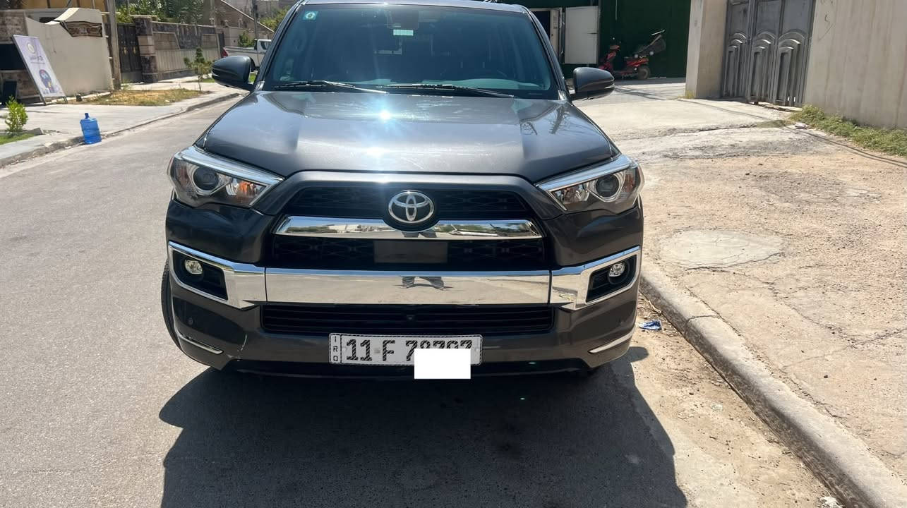 سلام عليكم اخوان
فور رننز موديل ٢٠٢٣ استيرادي

سيارة رقم بغداد  فول مواصفات لمتد

فور ويل 
كشنات جلد بلادي 
فتحه سقف
داخل صاج
بصمه تشغيل
 تبريد وتدفئه كشنات
تايرات جديدة  
محرك وكير تبريد جيد جدا  وجديد
سيارة عليه عازل حراري جميع الجمامات
صور الحادث موجوده

للاستفسار
***********
وتس أب فقط 

مكان السيارة بغداد 
بدور الوتر فرونت
