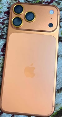 آيفون ١٧ برو ماكس • بطارية ١٠٠ • الشعب