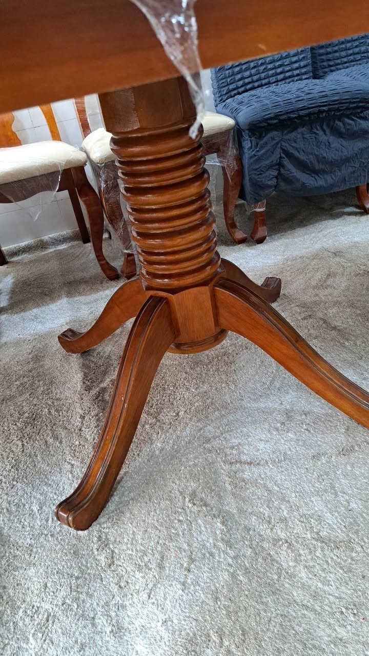 ميز طعام للبيع وياه عشر كراسي


**إذا كنت صاحب هذا الإعلان وتريد حذفه لأي سبب، رجاءا أرسل رسالة إلى الدعم الفني**