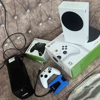 اكس بوكس سيريس اس ابيض 512GB اصدار 22 للبيع حالته : مستعمل  لا مصلح و ...