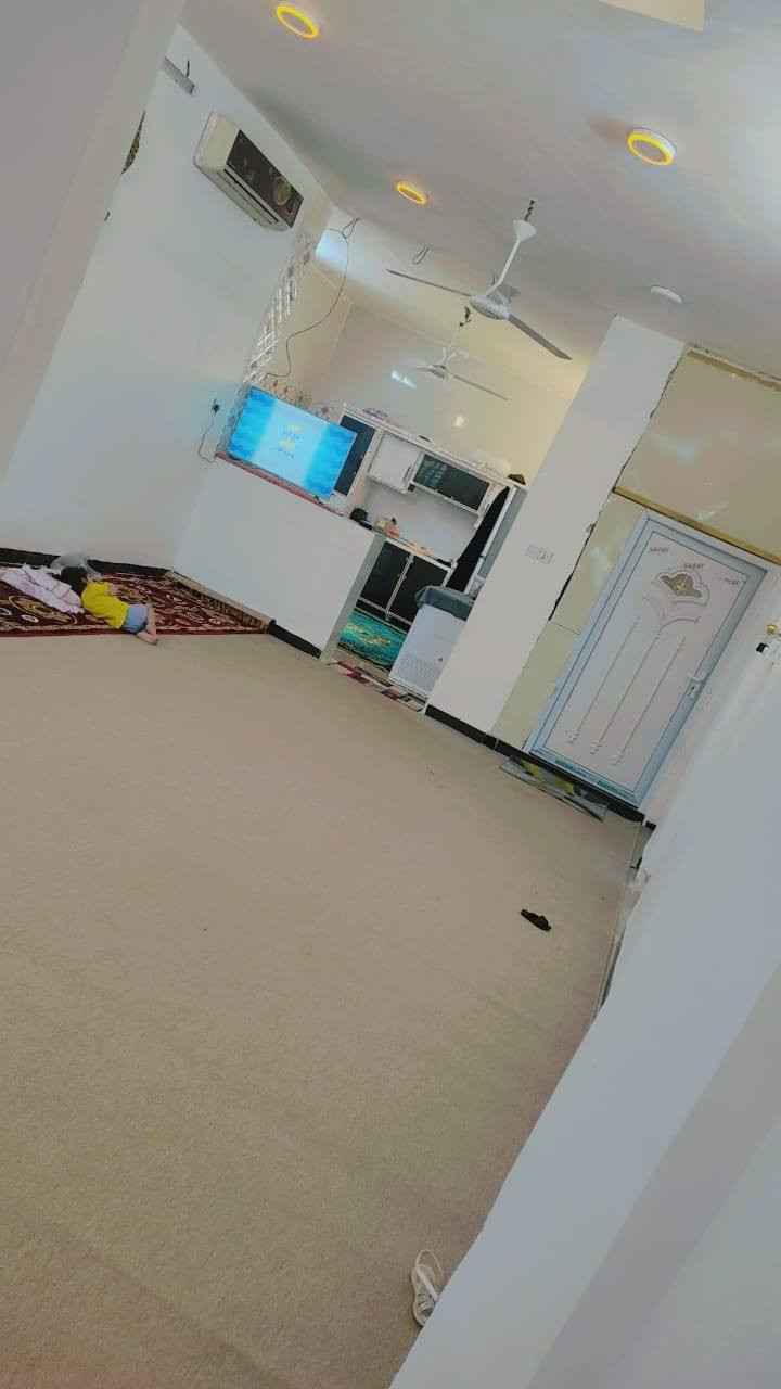 سلام عليكم 
#بيت الايجار 
مجمع توحيد العفلوكي
***********
الاتصال ع رقم 
مساحة البيت 140. غرفه وصاله مطبخ وبراني وصاله بطابق الثاني صحيات داخليه وخارجيه 
الايجار 300.
