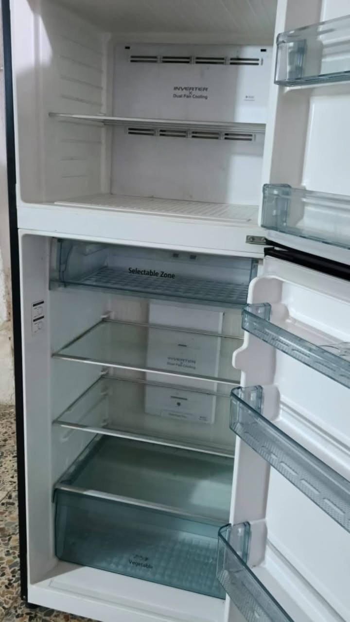 هيتاشي  18 قدم
نظيفة كلش 
بلادية مال شركة 
سعرها 300 
مكانها البياع 
ضمان سبوع


**إذا كنت صاحب هذا الإعلان وتريد حذفه لأي سبب، رجاءا أرسل رسالة إلى الدعم الفني**