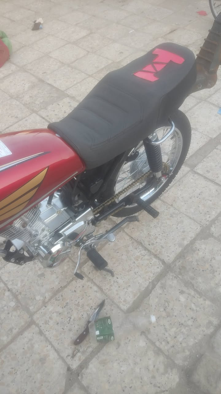 يا الله سلام عليكم شباب دراجه ما ناقصه اي شي كبل الشارع ✈️ البيع كلك كلك كلك دراجه ما صار شهر من معمره يابسه و احلى من صور  سعر 675وبيه مجال الشراي للتواصل ***********وتساب
