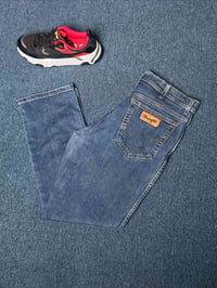 جينز رانكلر • أزرق • مقاس 36